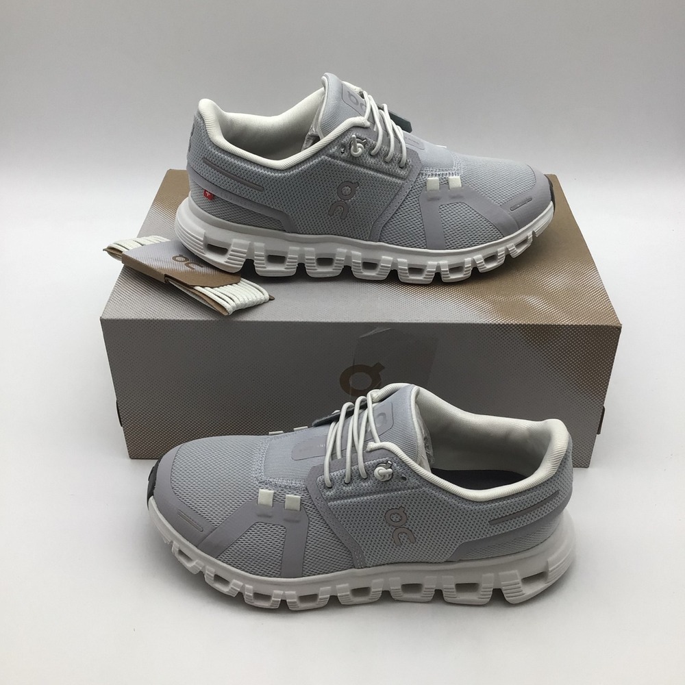 On Running Cloud 6 Womens Size 5 Glacier White Sneakers Low Top Shoes NEW